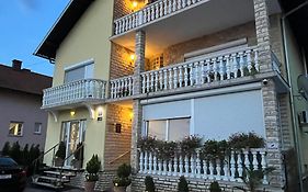 LuxRooms Bjelovar - Wellness&Spa